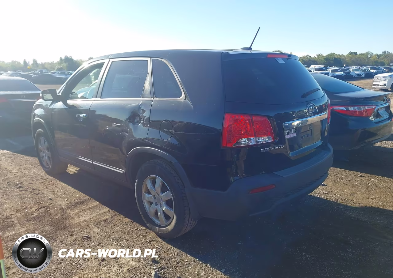 2012 Kia Sorento Lx VIN:5XYKT3A12CG293102 - 3