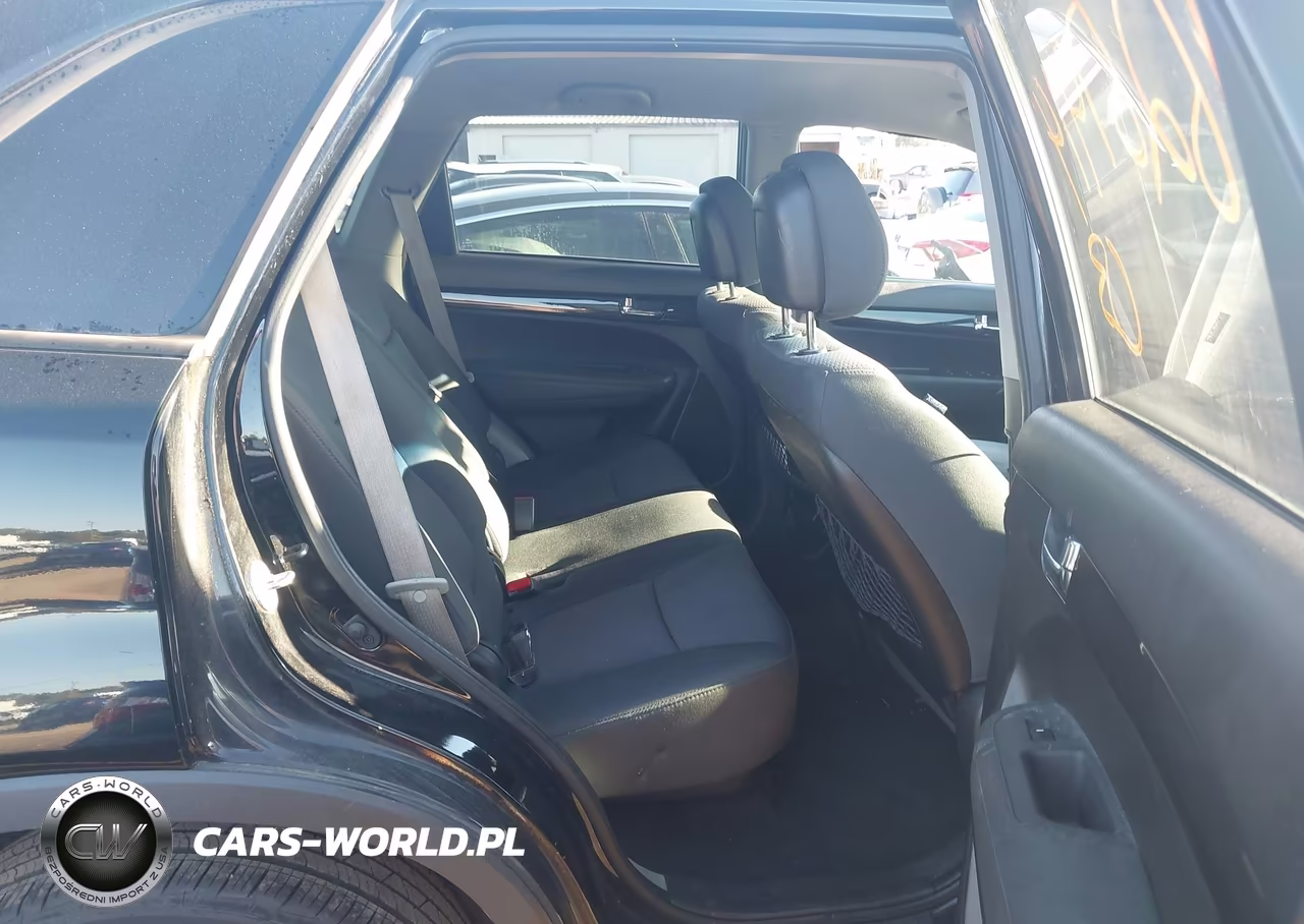 2012 Kia Sorento Lx VIN:5XYKT3A12CG293102 - 8