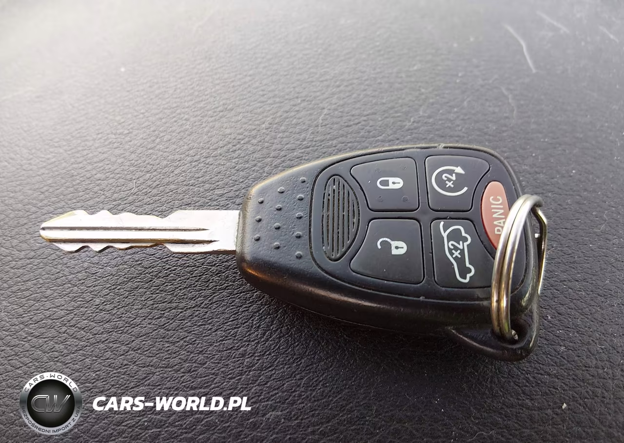 2014 Chrysler 200 Limited VIN:1C3CCBCG8EN172817 - 11