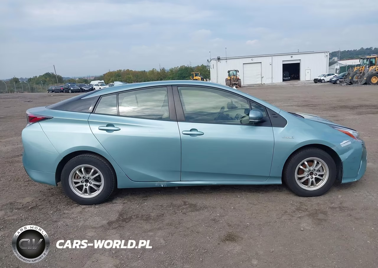 2016 Toyota Prius Two VIN:JTDKBRFU3G3023833 - 13