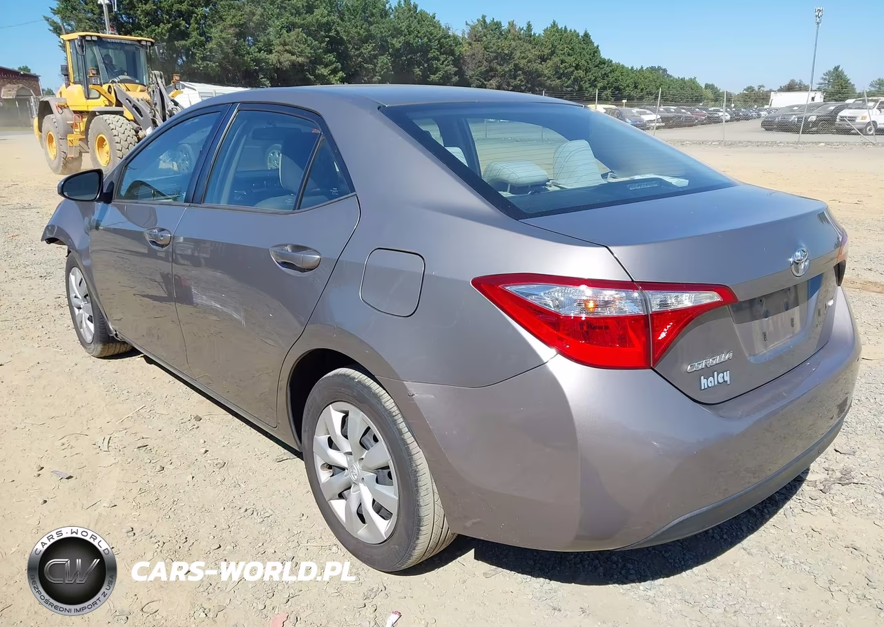 2016 Toyota Corolla Le VIN:2T1BURHE8GC725962 - 3