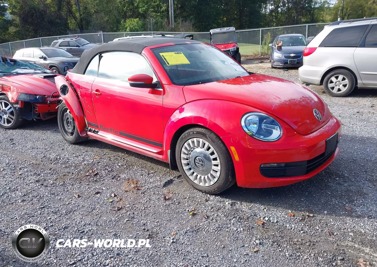 2013 Volkswagen Beetle 2.5L – zdjęcie 1 z 22