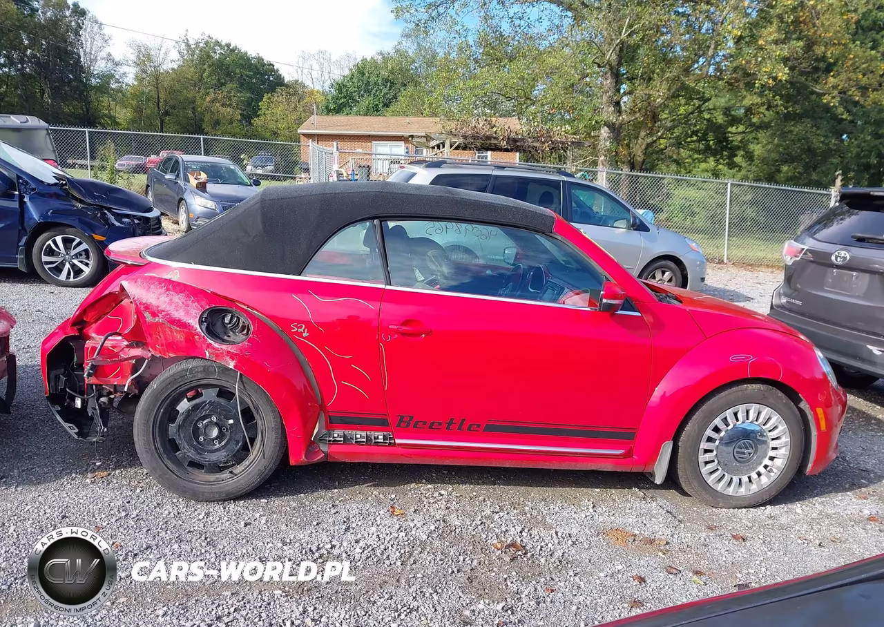 2013 Volkswagen Beetle 2.5L VIN:3VW5P7AT4DM829916 - 14