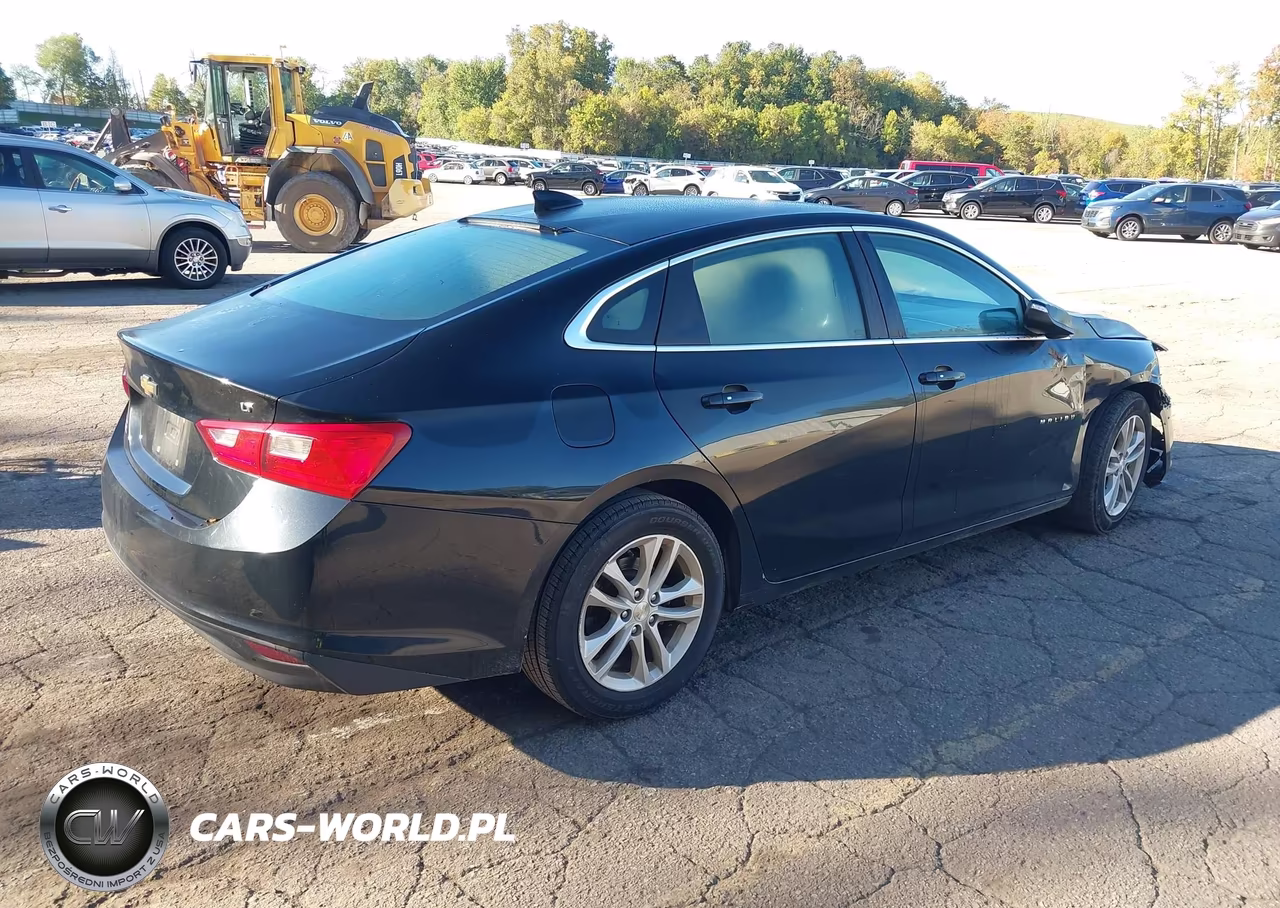 2016 Chevrolet Malibu 1Lt VIN:1G1ZE5ST9GF272124 - 4