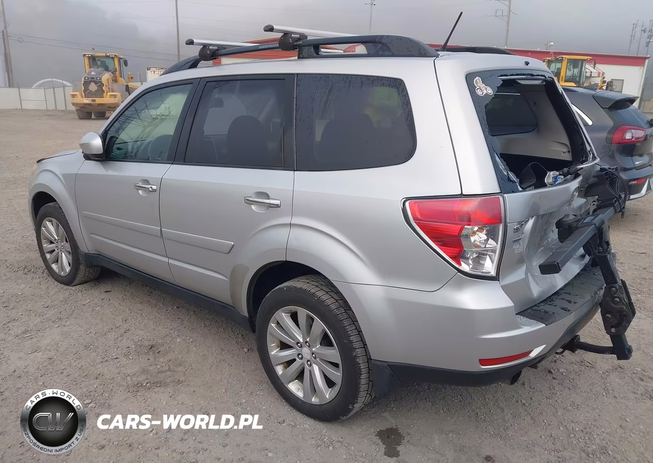 2011 Subaru Forester 2.5X Premium VIN:JF2SHADC5BH717432 - 3