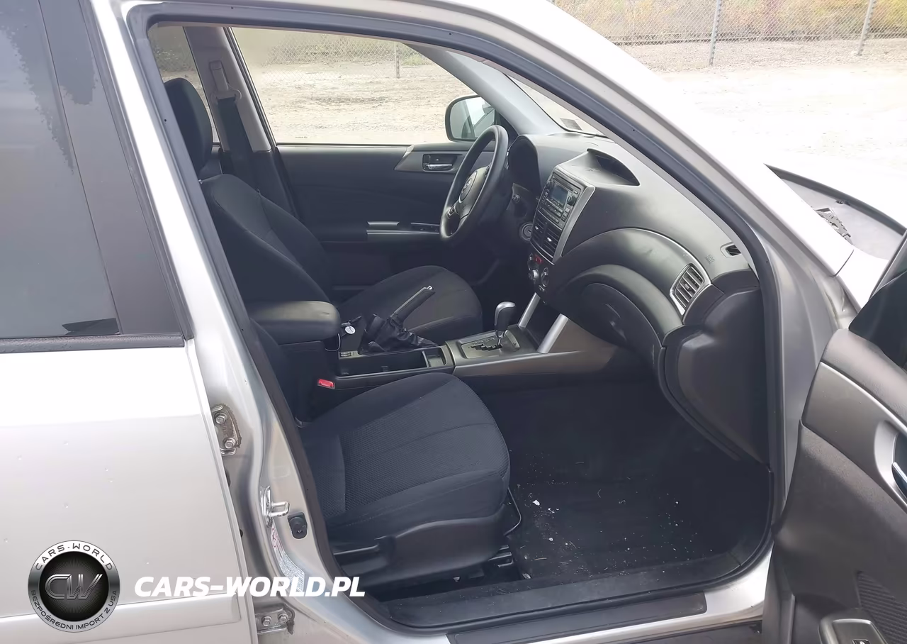 2011 Subaru Forester 2.5X Premium VIN:JF2SHADC5BH717432 - 5