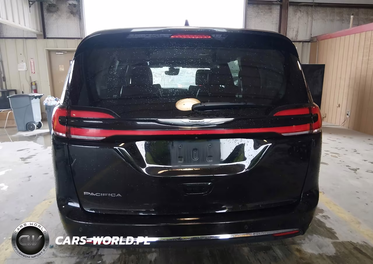 2024 Chrysler Pacifica Touring L VIN:2C4RC1BG0RR187077 - 16