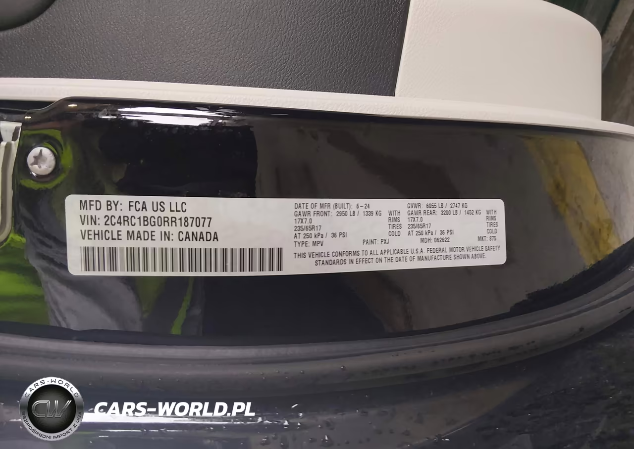 2024 Chrysler Pacifica Touring L VIN:2C4RC1BG0RR187077 - 9