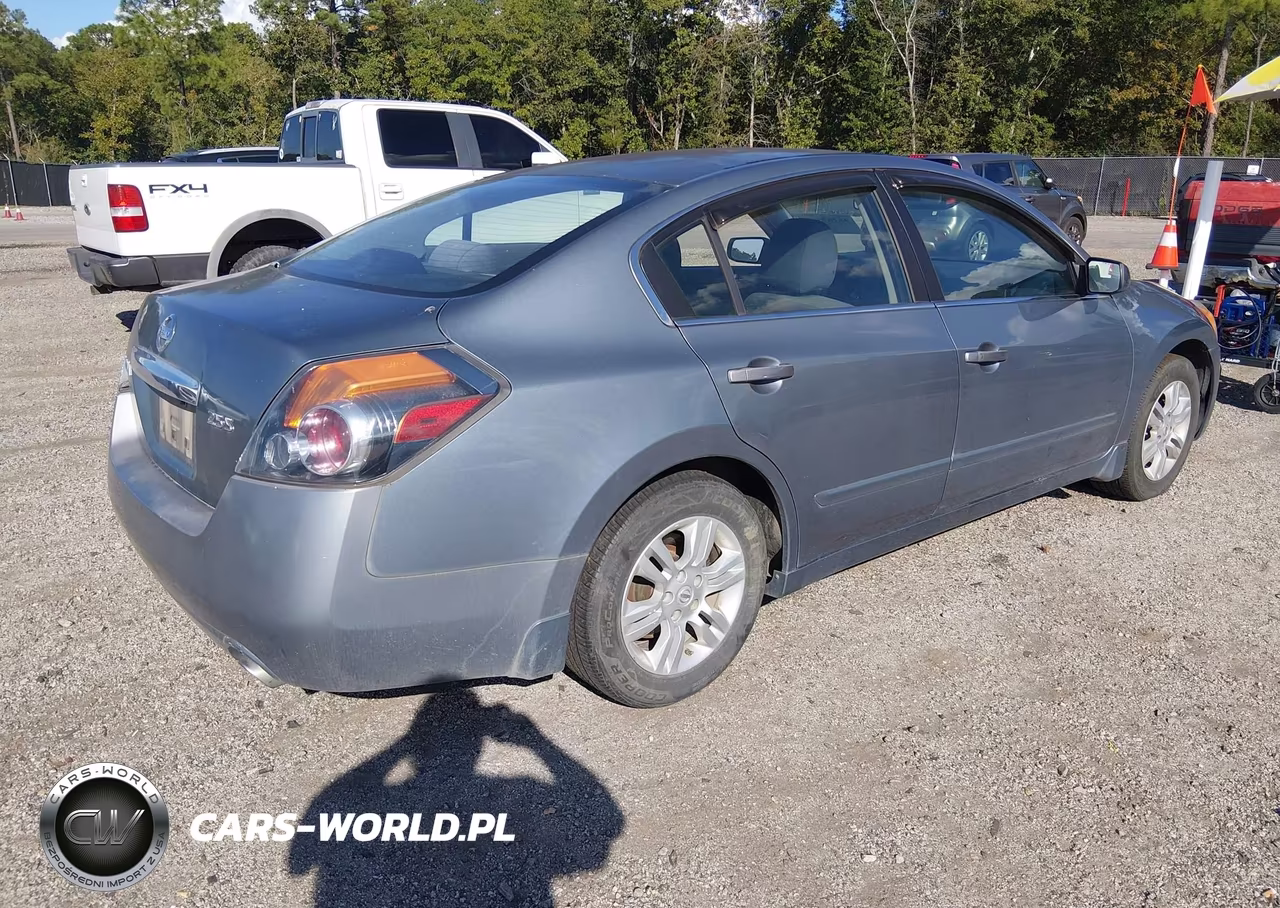 2010 Nissan Altima 2.5 S VIN:1N4AL2AP1AN407046 - 4