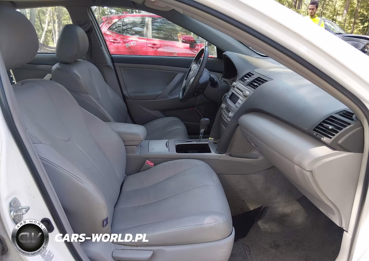 2010 Toyota Camry Hybrid VIN:4T1BB3EK7AU120897 - 5