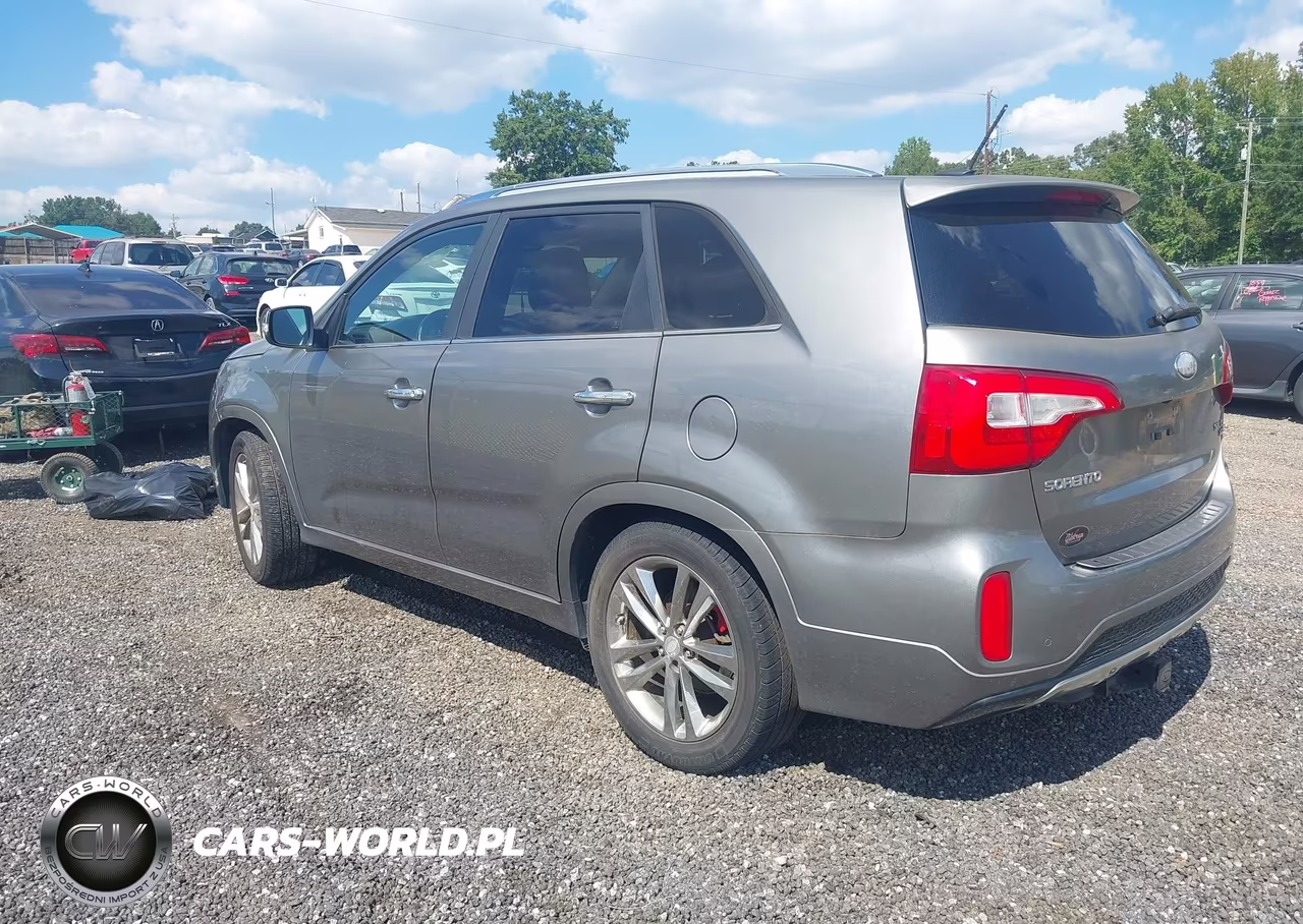 2014 Kia Sorento Limited V6 VIN:5XYKW4A75EG463408 - 3