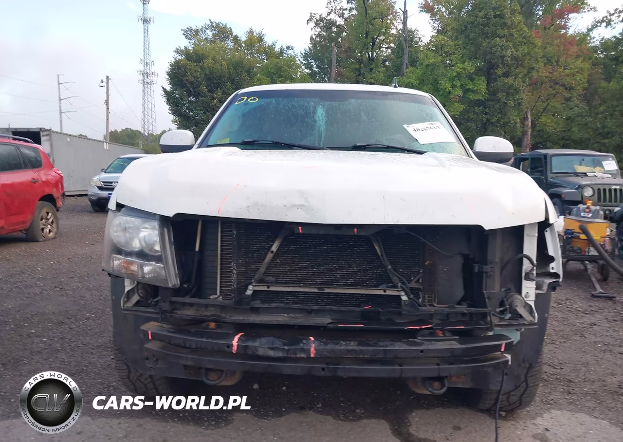 2008 Chevrolet Tahoe Lt VIN:1GNFK13028J112740 - 13