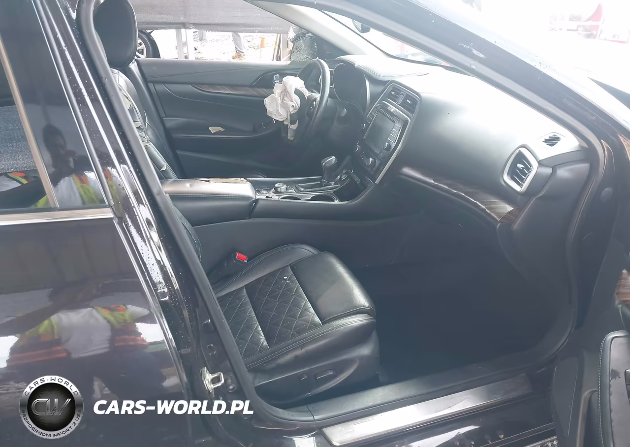 2016 Nissan Maxima 3.5 Platinum VIN:1N4AA6AP1GC422633 - 5