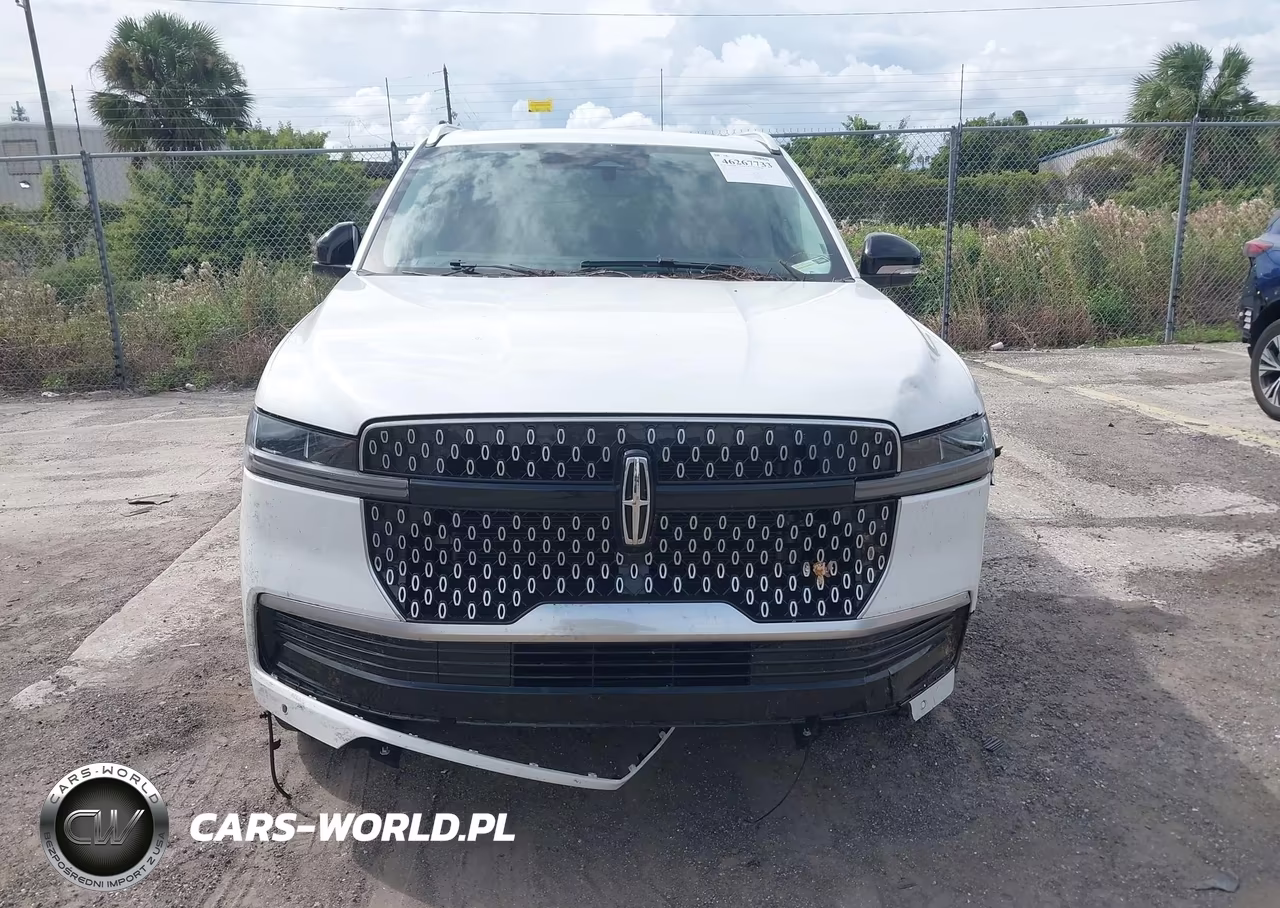 2026 Lincoln Navigator Reserve L VIN:5LMJJ3LG2TEL01400 - 12
