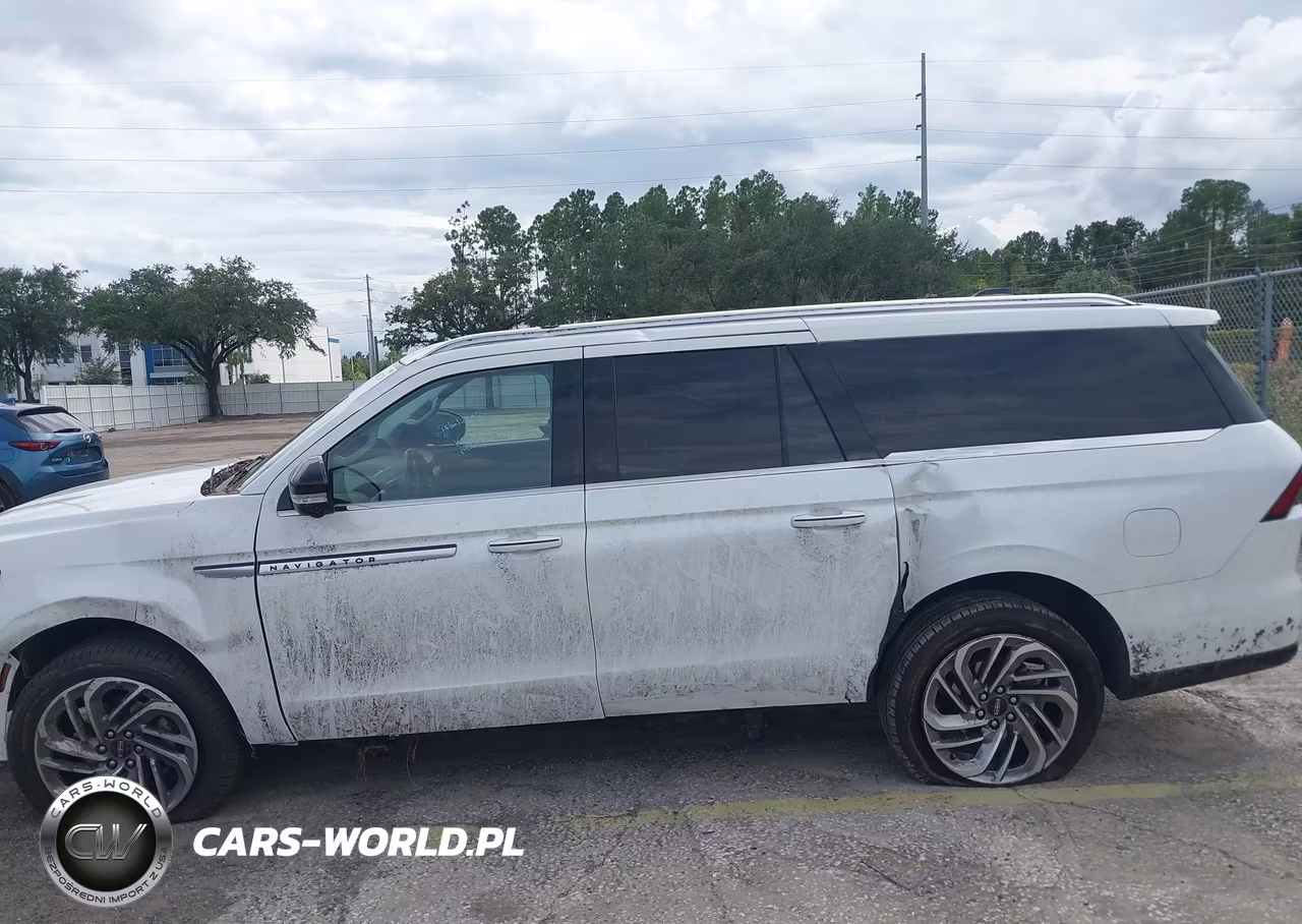 2026 Lincoln Navigator Reserve L VIN:5LMJJ3LG2TEL01400 - 14
