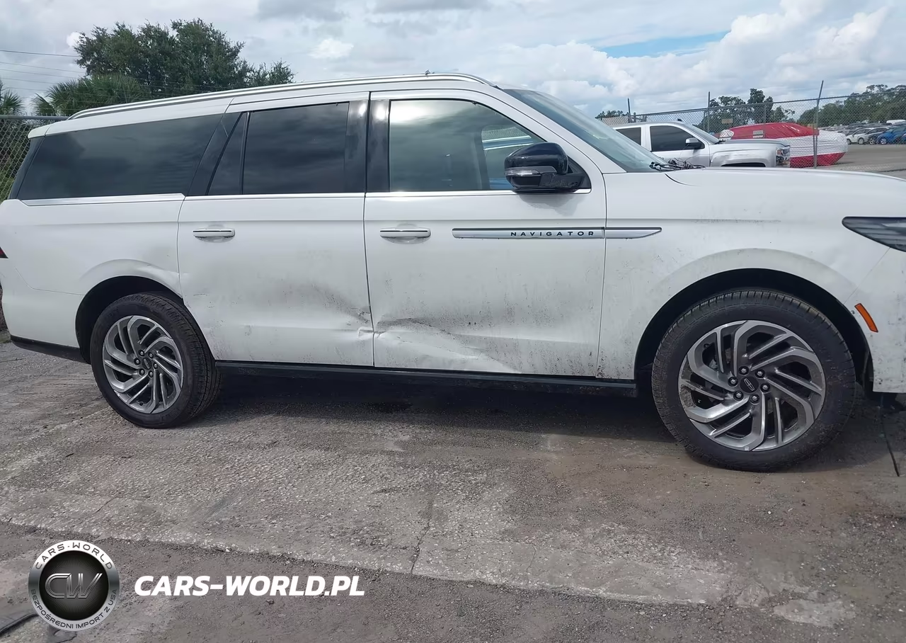 2026 Lincoln Navigator Reserve L VIN:5LMJJ3LG2TEL01400 - 19