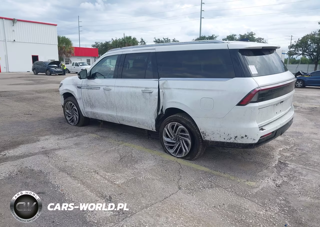 2026 Lincoln Navigator Reserve L VIN:5LMJJ3LG2TEL01400 - 3