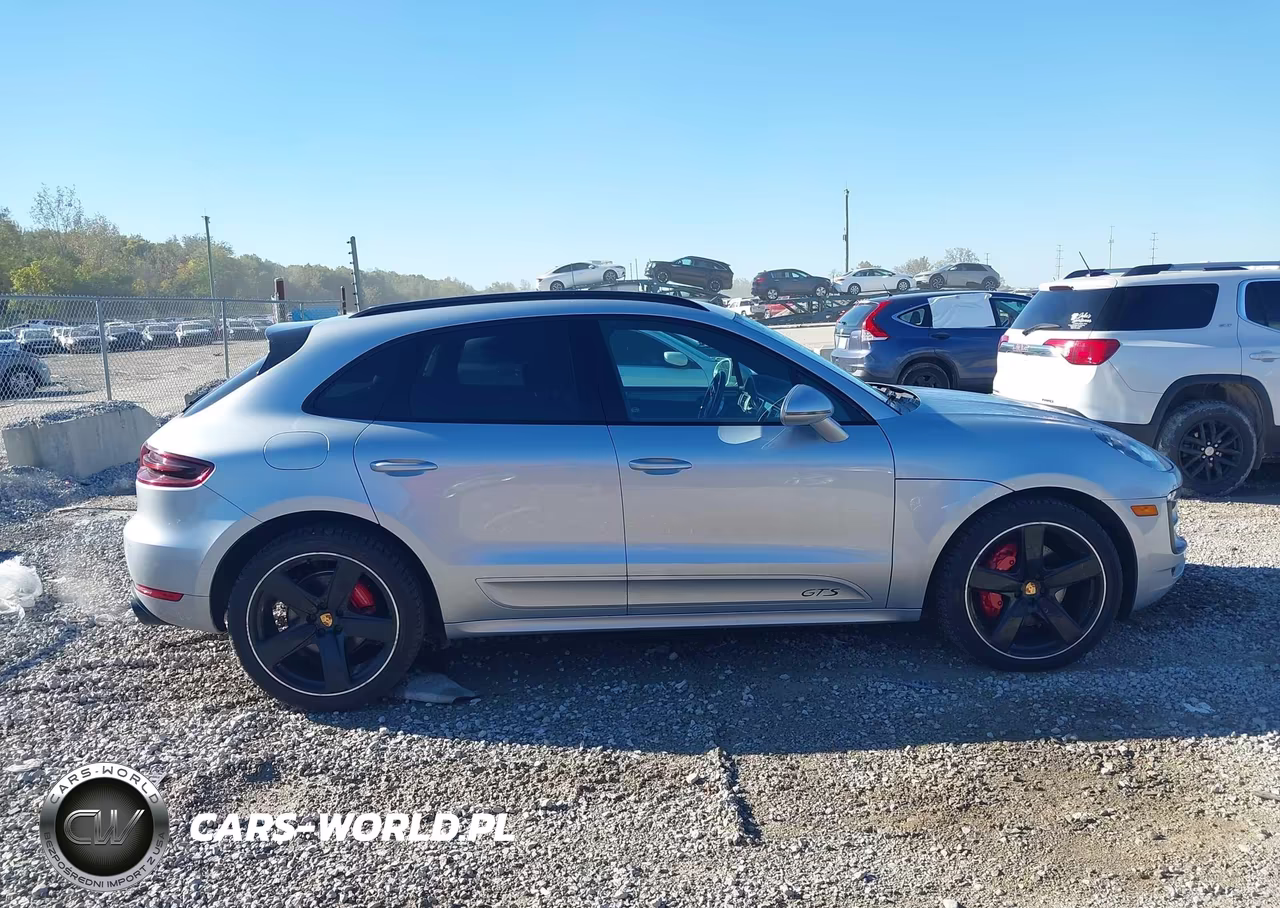 2018 Porsche Macan Gts VIN:WP1AG2A50JLB64269 - 13