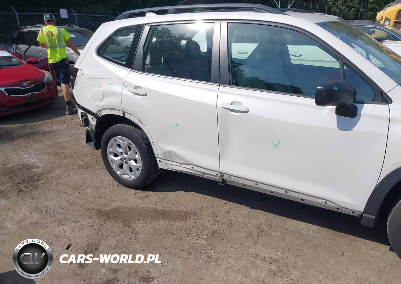 2020 Subaru Forester VIN:JF2SKADC6LH580388 - 19
