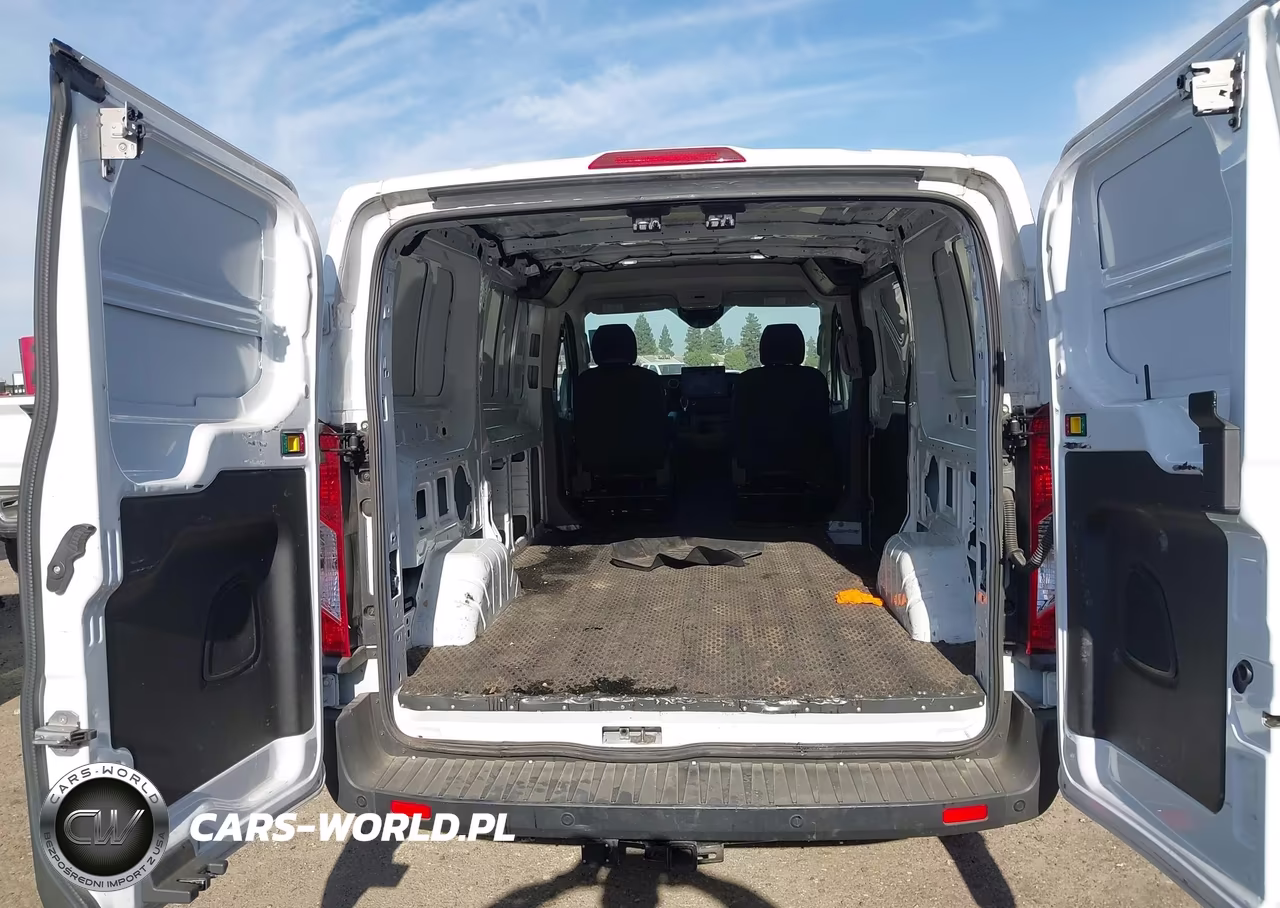 2023 Ford Transit-250 VIN:1FTBR1Y89PKB43817 - 19