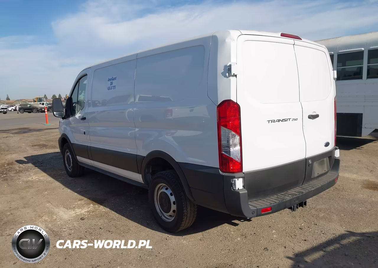 2023 Ford Transit-250 VIN:1FTBR1Y89PKB43817 - 3