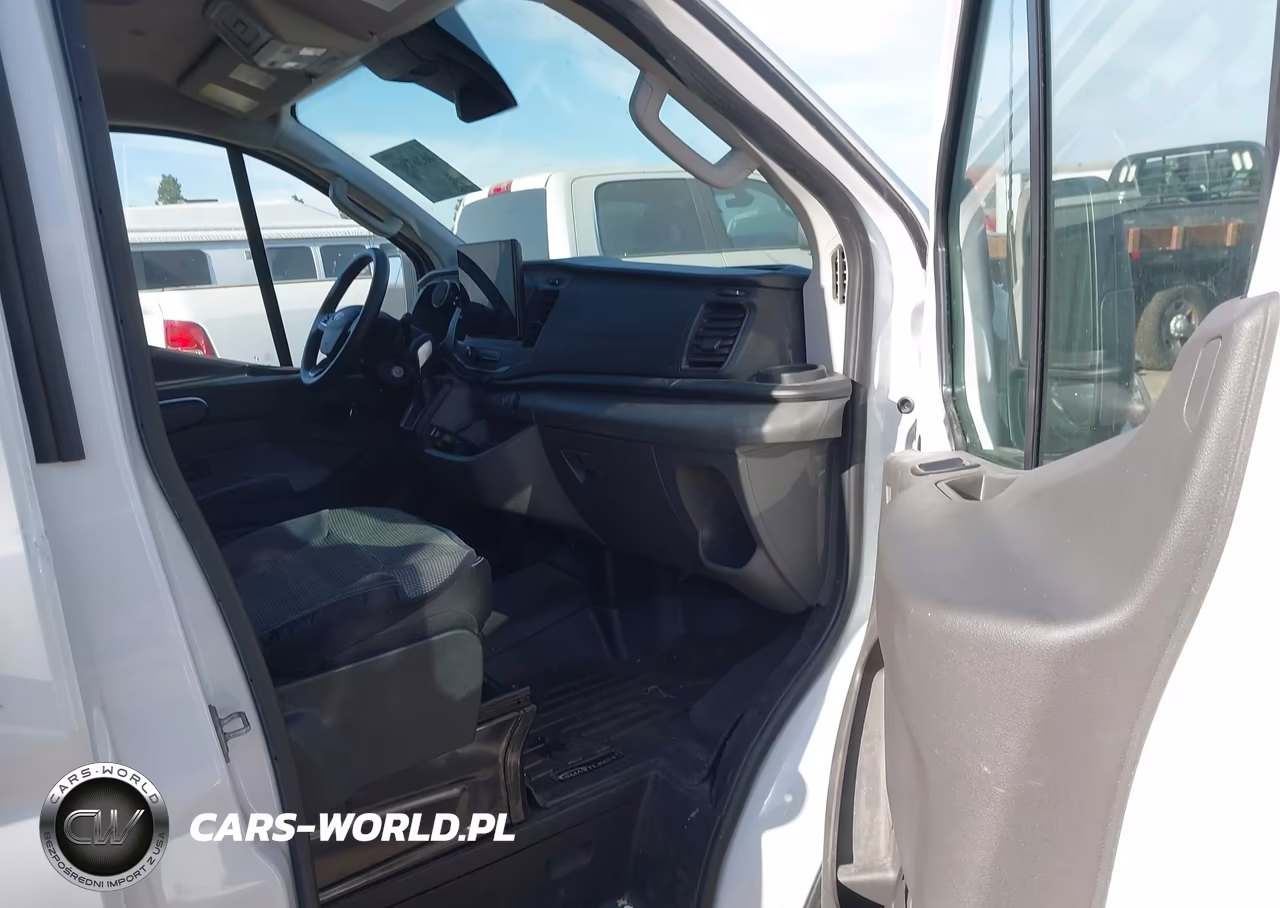 2023 Ford Transit-250 VIN:1FTBR1Y89PKB43817 - 5