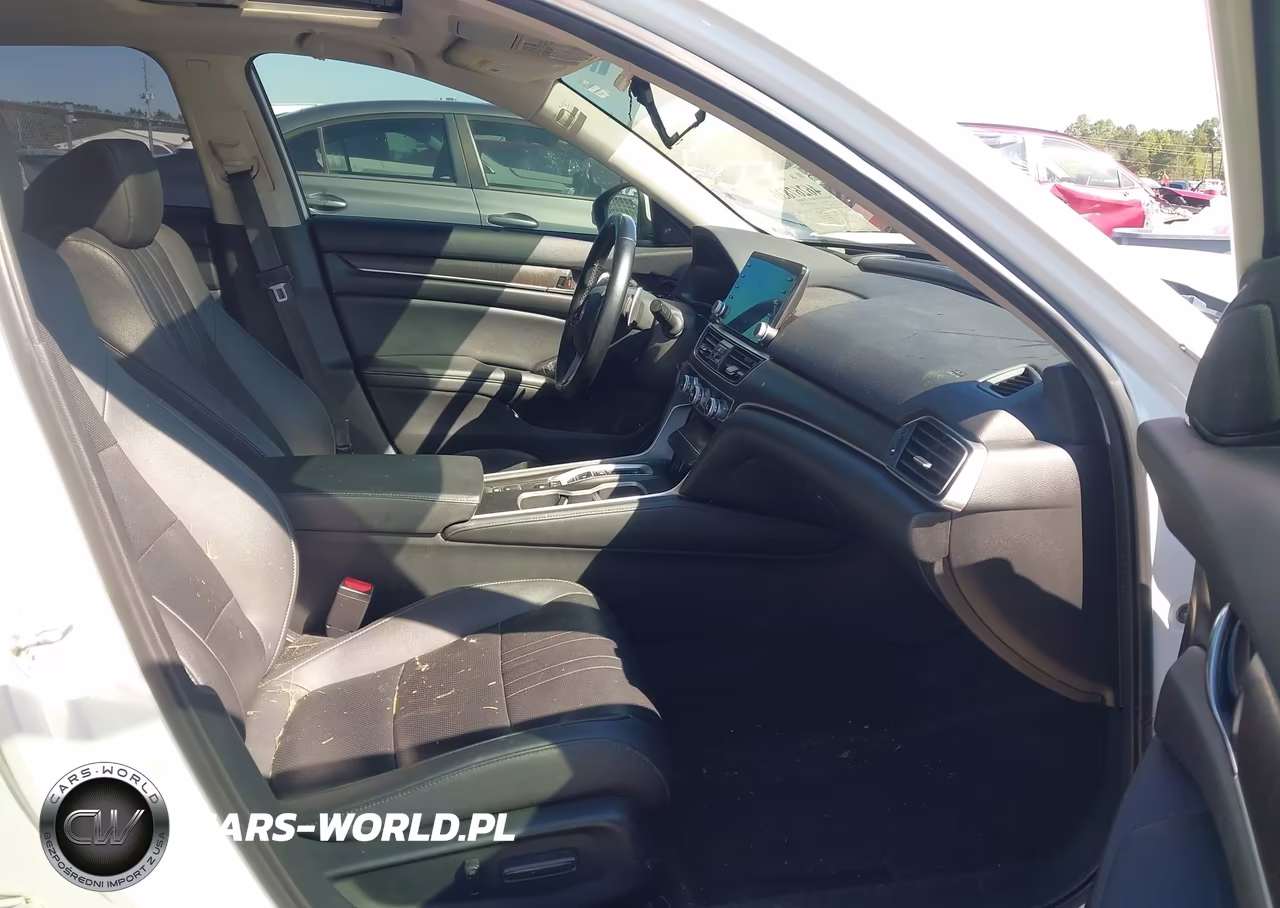 2019 Honda Accord Touring Hybrid VIN:1HGCV3F96KA000914 - 5