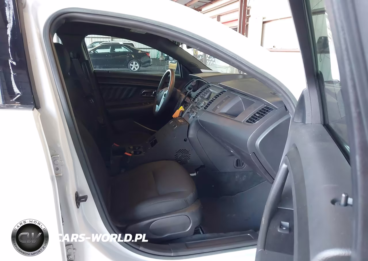 2017 Ford Police Interceptor VIN:1FAHP2L96HG103890 - 5