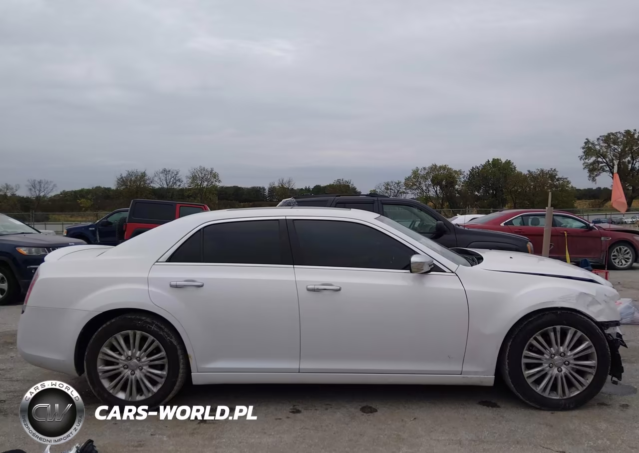 2012 Chrysler 300 Limited VIN:2C3CCAHG4CH183113 - 14