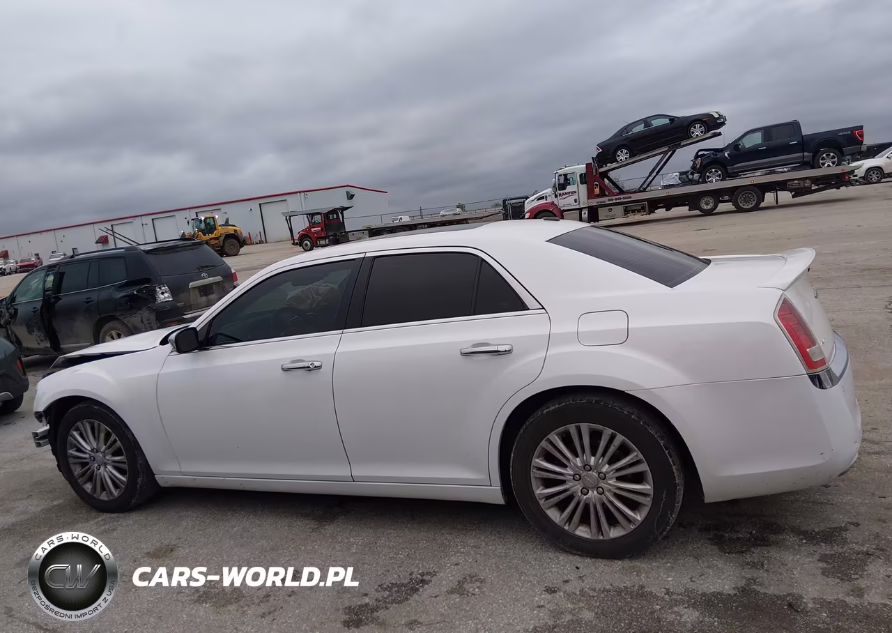 2012 Chrysler 300 Limited VIN:2C3CCAHG4CH183113 - 15