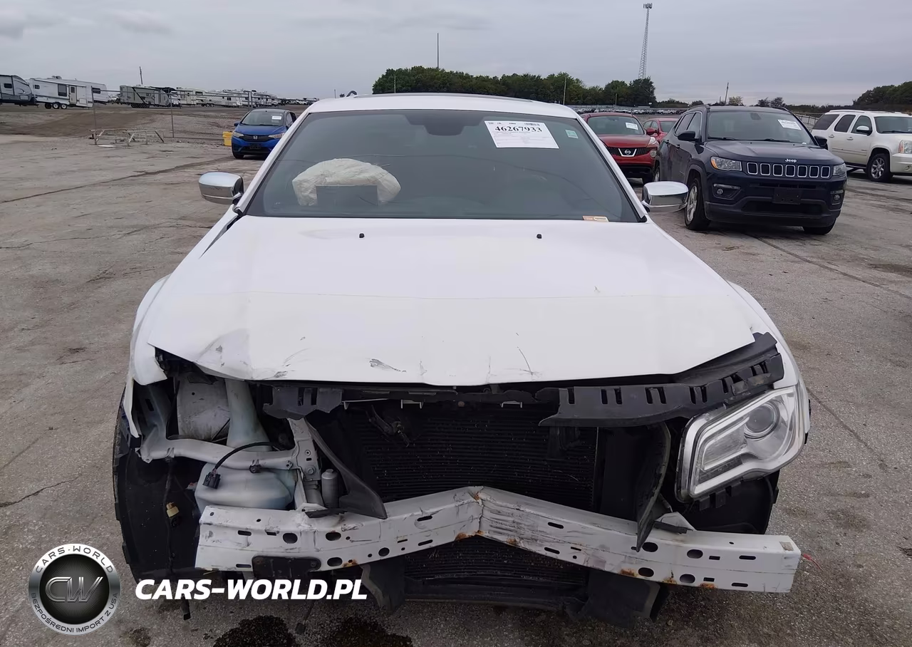 2012 Chrysler 300 Limited VIN:2C3CCAHG4CH183113 - 6