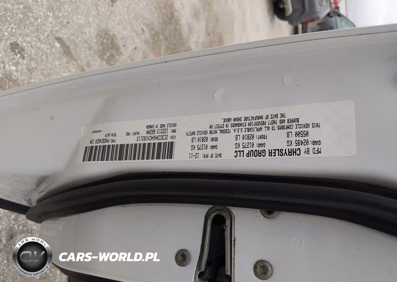 2012 Chrysler 300 Limited VIN:2C3CCAHG4CH183113 - 9