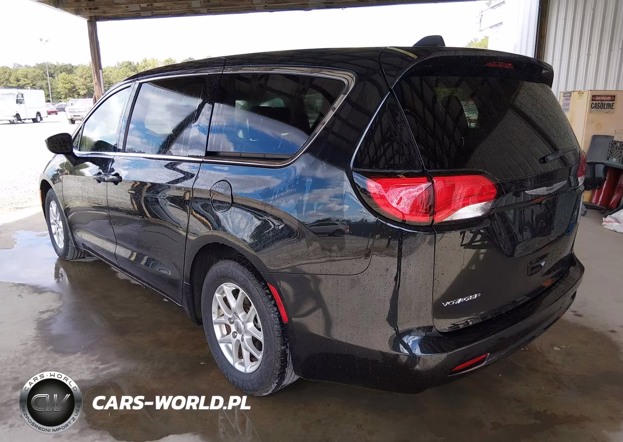 2022 Chrysler Voyager Lx VIN:2C4RC1CG4NR146590 - 3