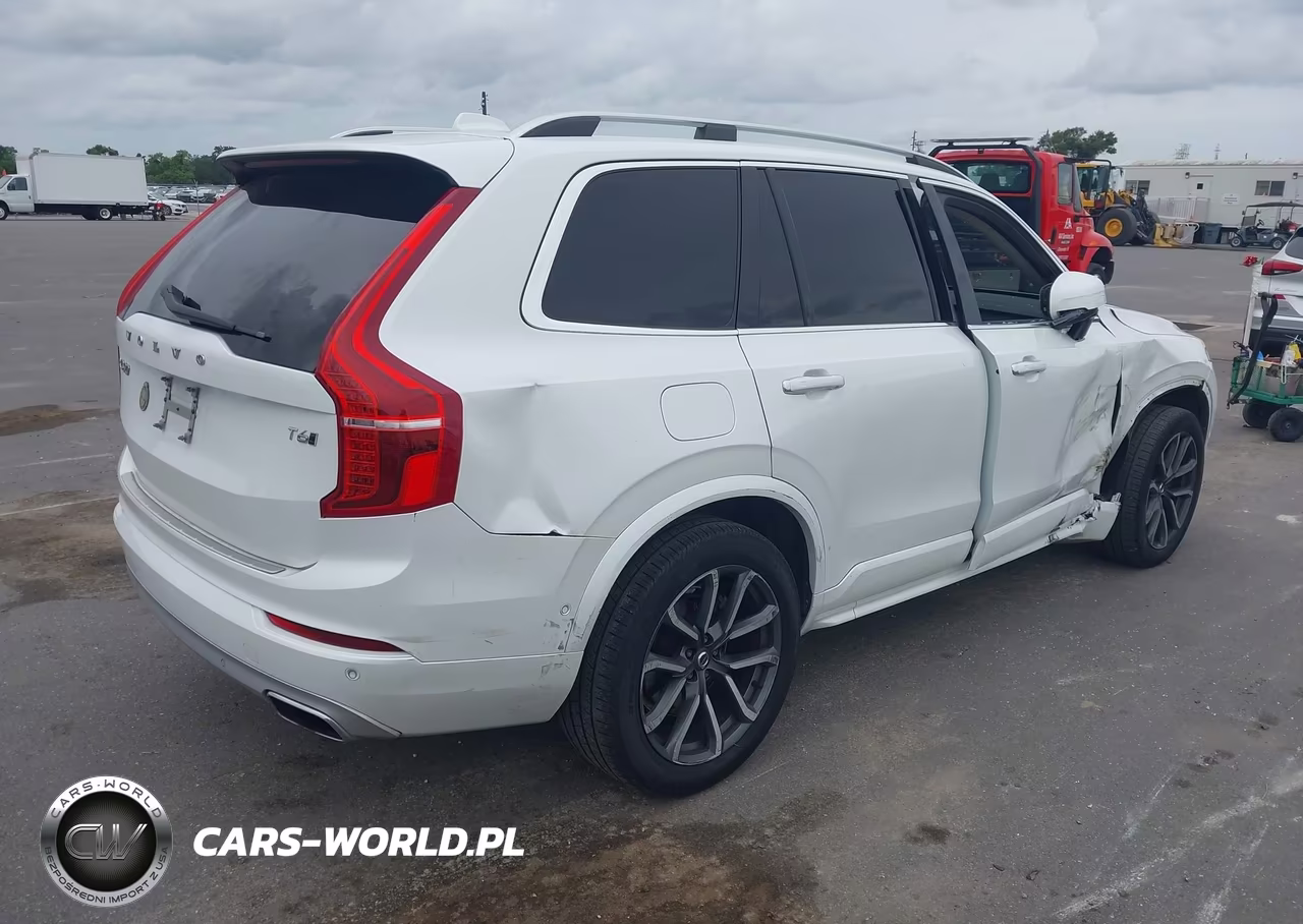 2018 Volvo Xc90 T6 Momentum VIN:YV4A22PK6J1216722 - 4