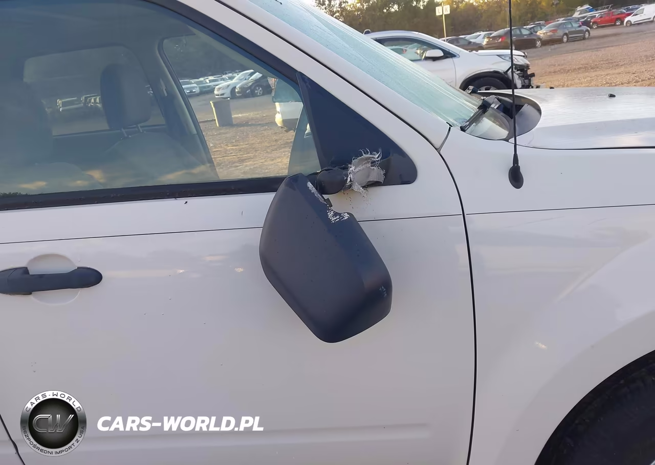 2009 Ford Escape Xlt VIN:1FMCU03779KA19300 - 12