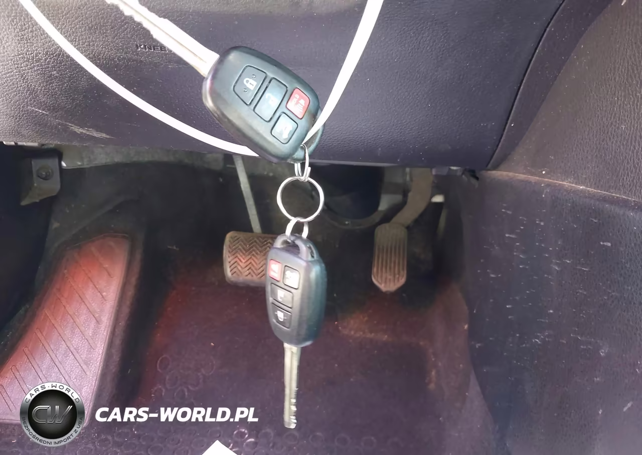 2019 Toyota Corolla Le VIN:2T1BURHE8KC181956 - 11