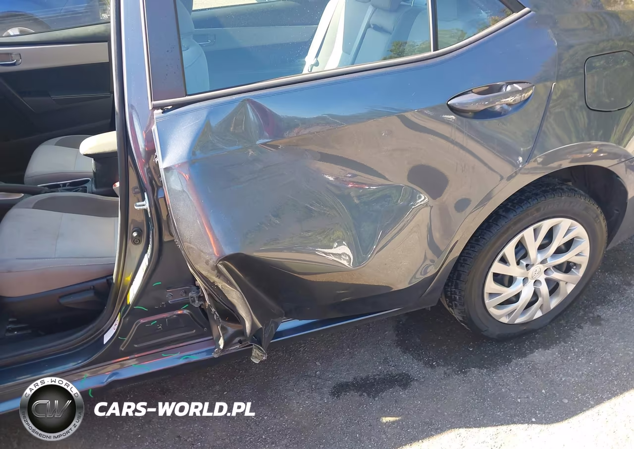2019 Toyota Corolla Le VIN:2T1BURHE8KC181956 - 6