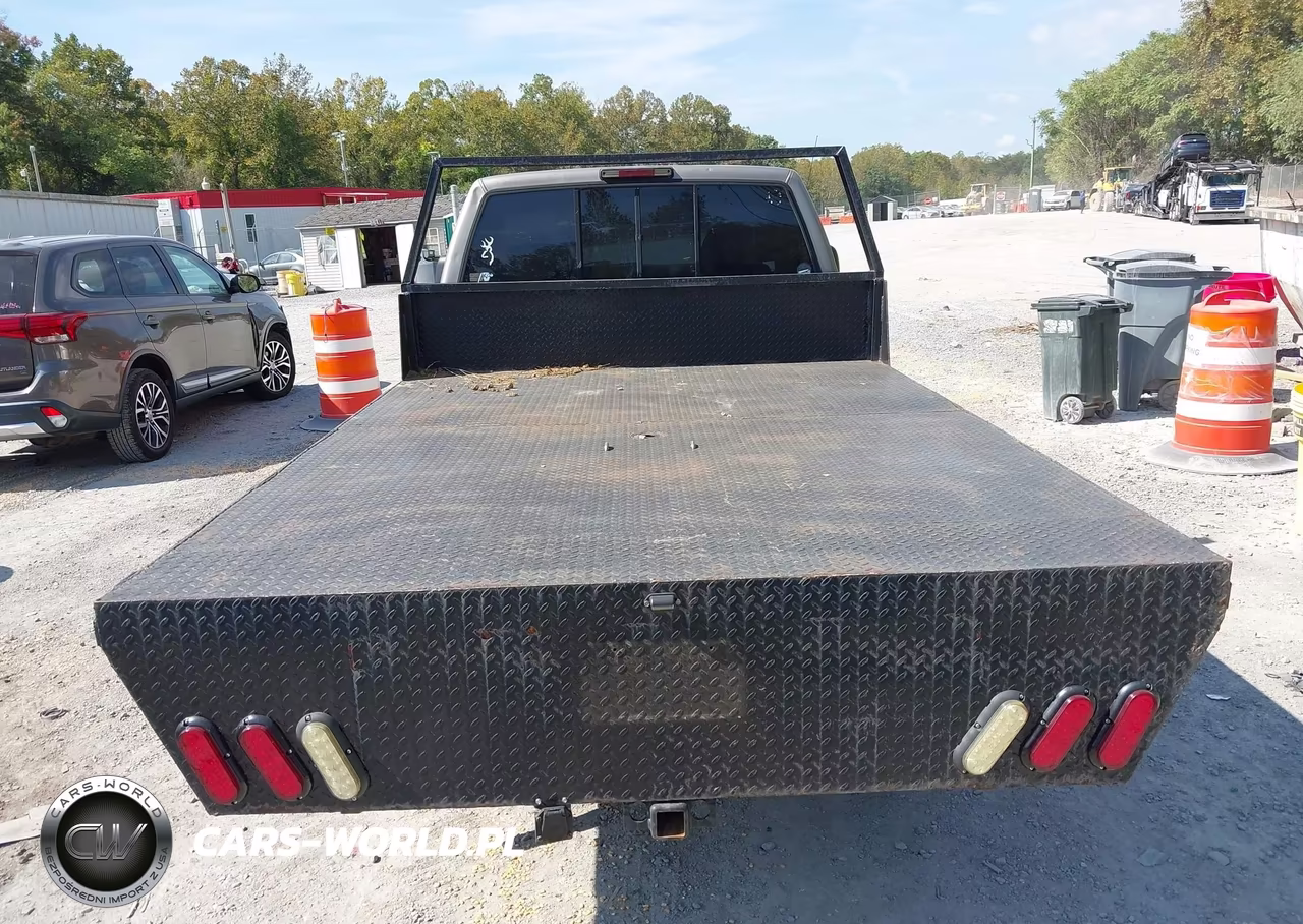 2000 Chevrolet K3500 VIN:1GCHK34J4YR206706 - 16