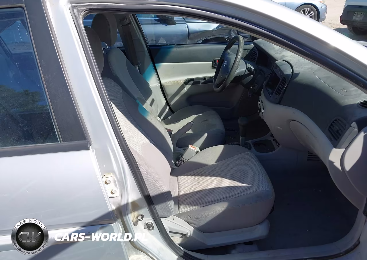 2007 Hyundai Accent Gls VIN:KMHCN46C67U140866 - 5