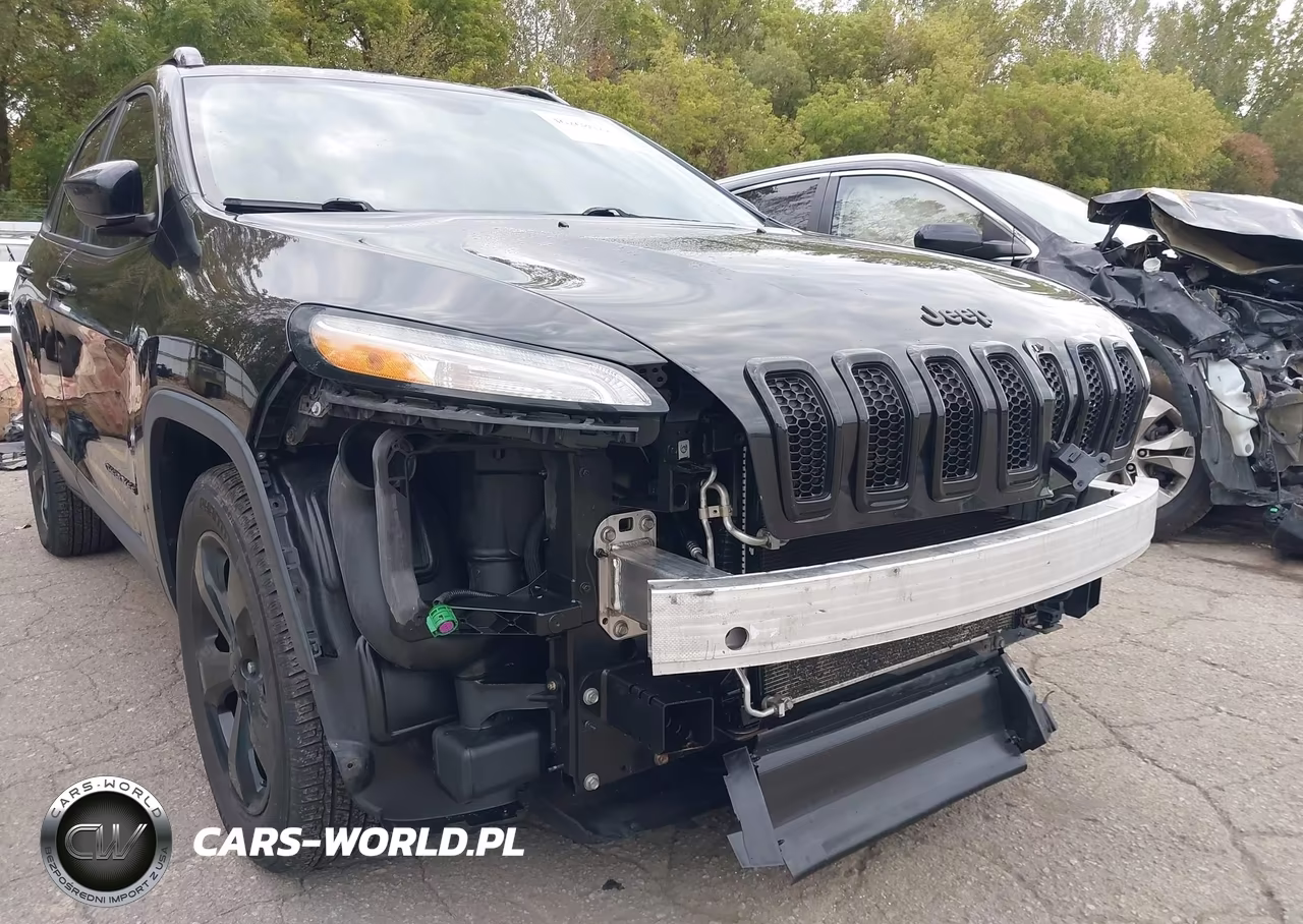 2015 Jeep Cherokee Latitude Altitude VIN:1C4PJMCSXFW750124 - 18
