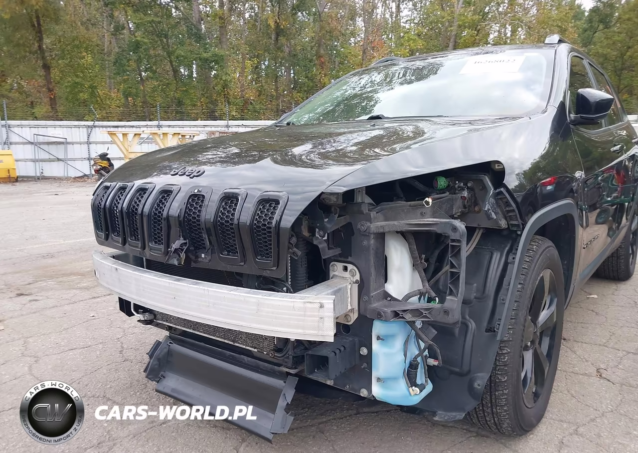 2015 Jeep Cherokee Latitude Altitude VIN:1C4PJMCSXFW750124 - 6