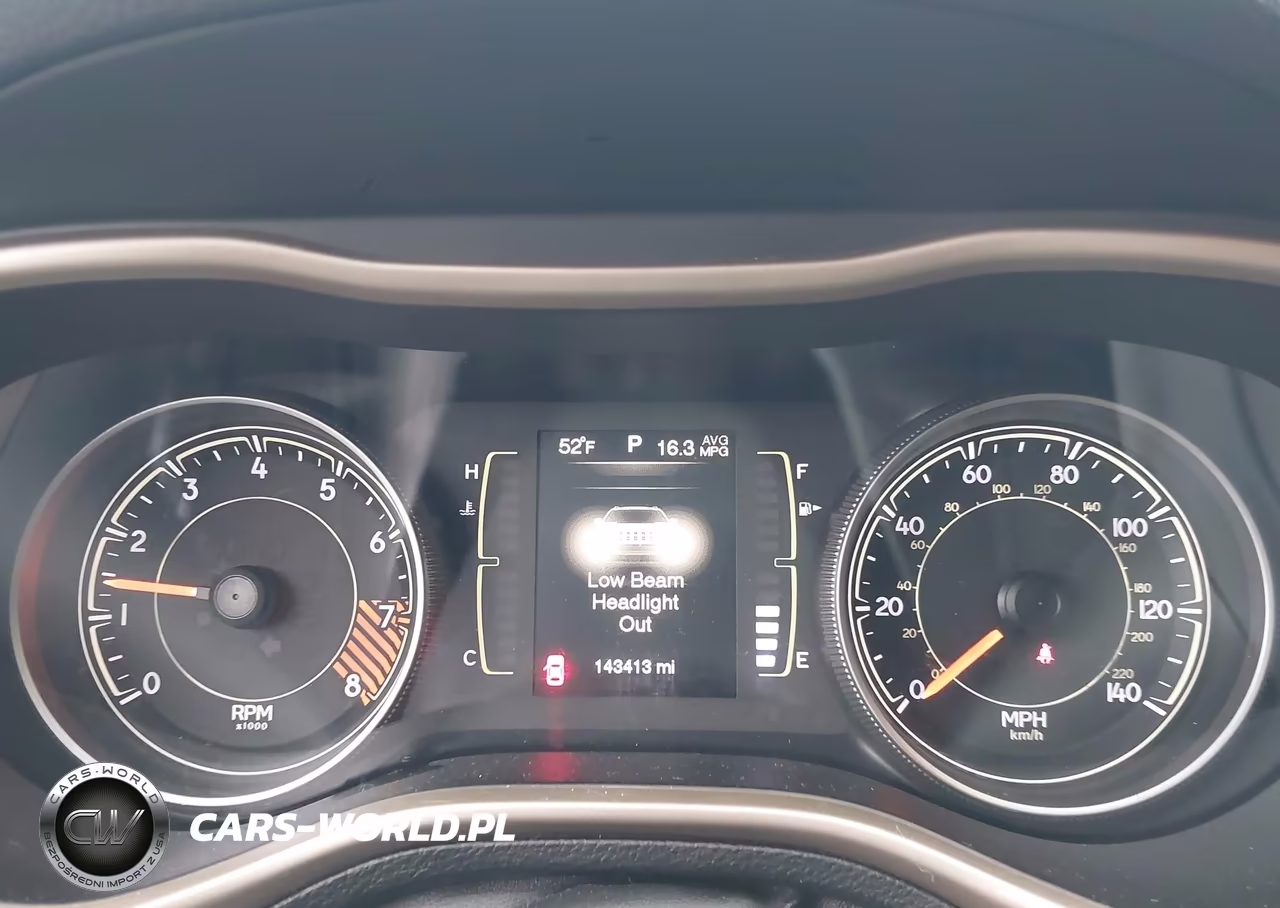 2015 Jeep Cherokee Latitude Altitude VIN:1C4PJMCSXFW750124 - 7