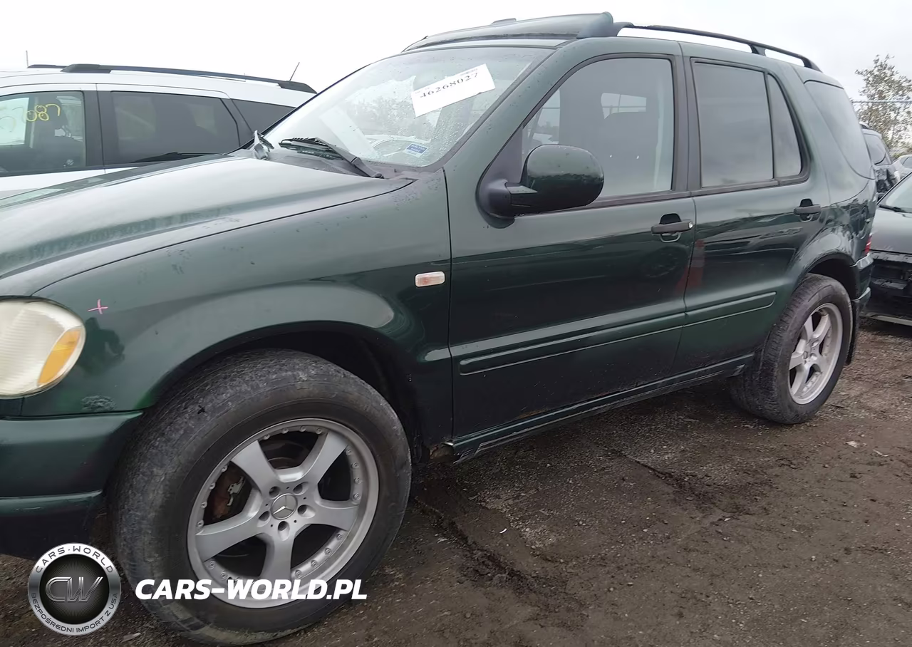 2000 Mercedes-Benz Ml 320 VIN:4JGAB54E9YA174183 - 2