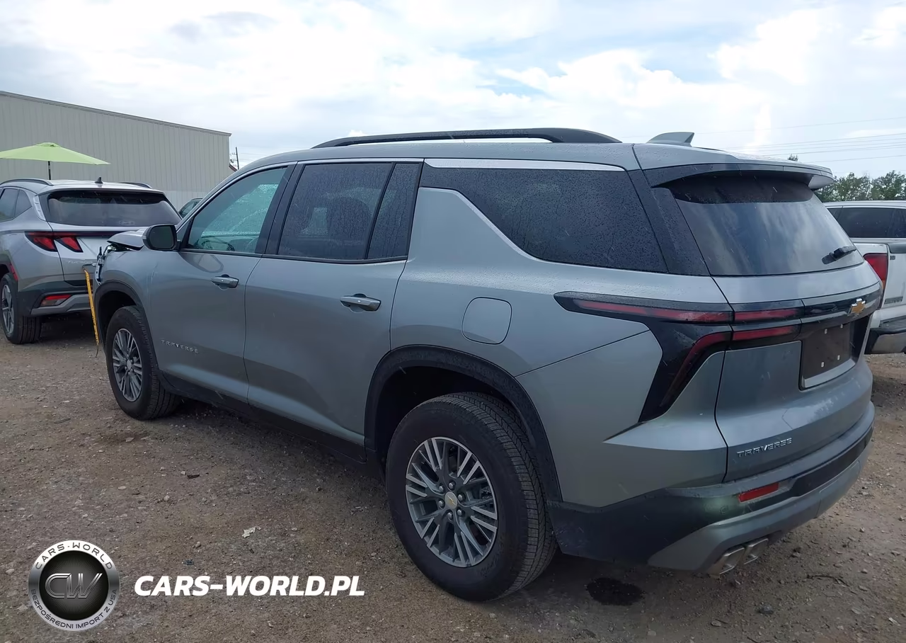 2026 Chevrolet Traverse Fwd Lt VIN:1GNERGKS8TJ375949 - 3