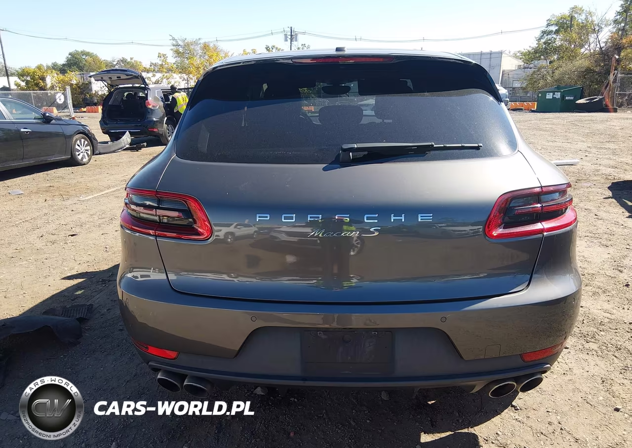 2015 Porsche Macan S VIN:WP1AB2A59FLB69797 - 16