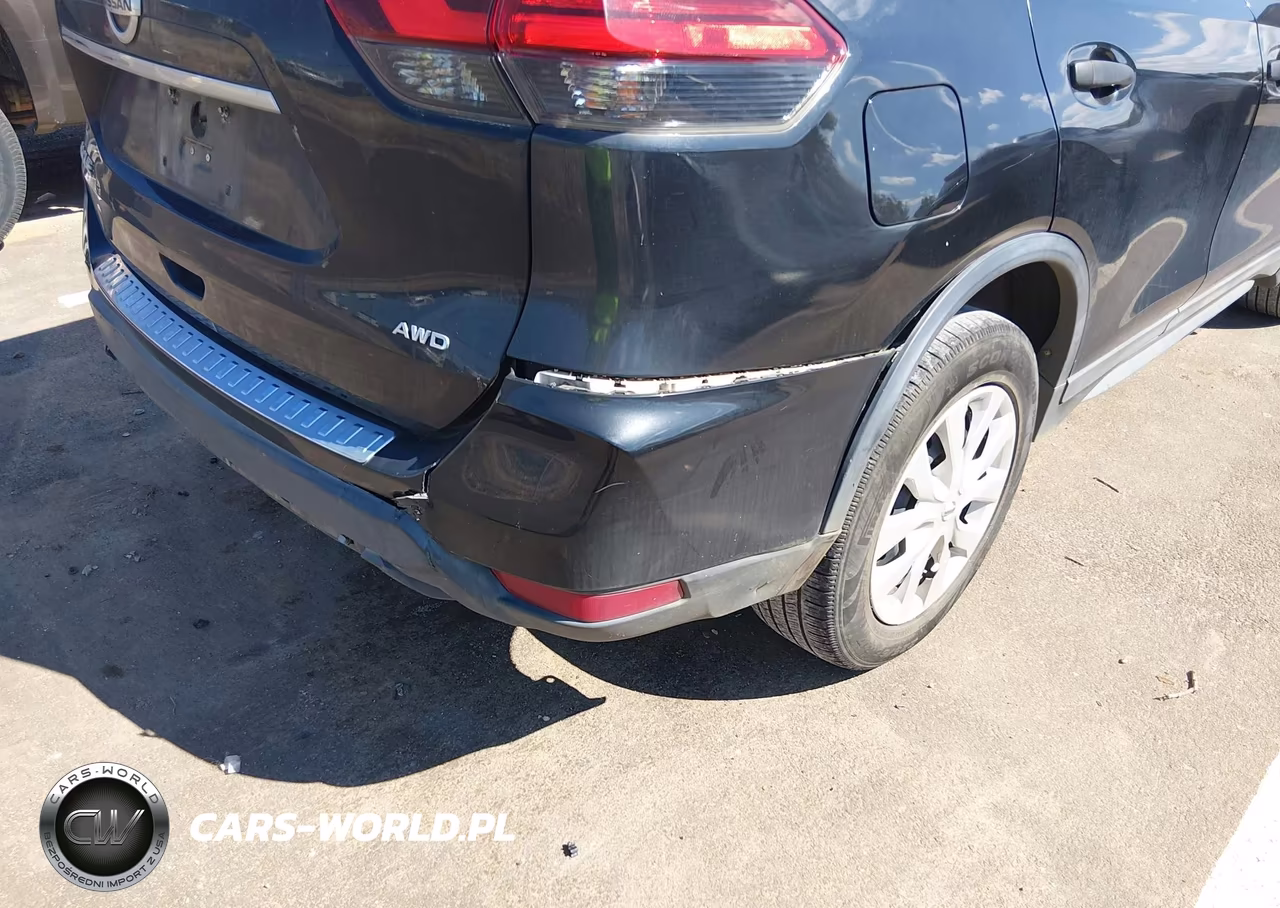 2017 Nissan Rogue S VIN:5N1AT2MV0HC784554 - 17