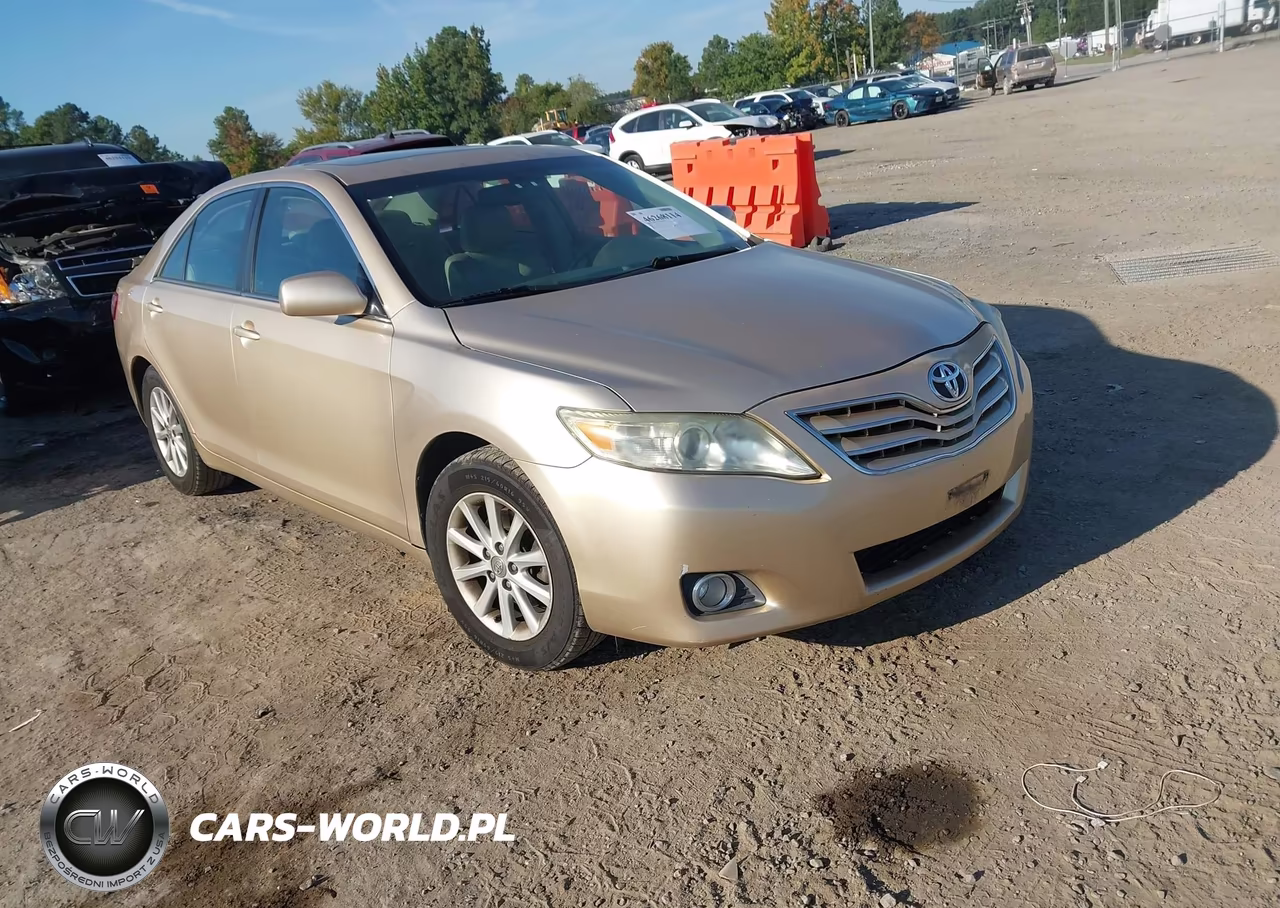 2011 Toyota Camry Xle – zdjęcie 1 z 16