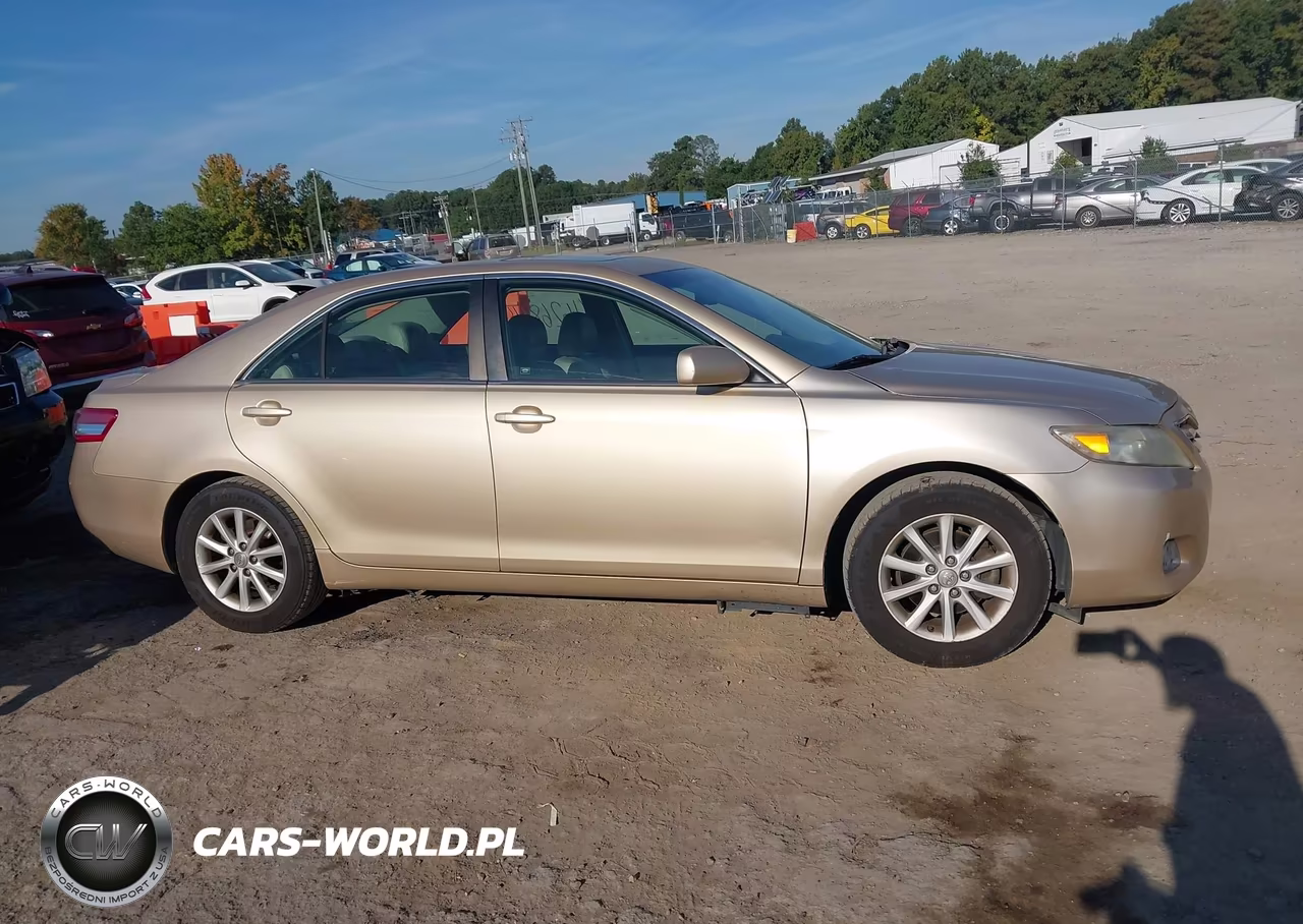 2011 Toyota Camry Xle VIN:4T1BF3EK0BU231877 - 13