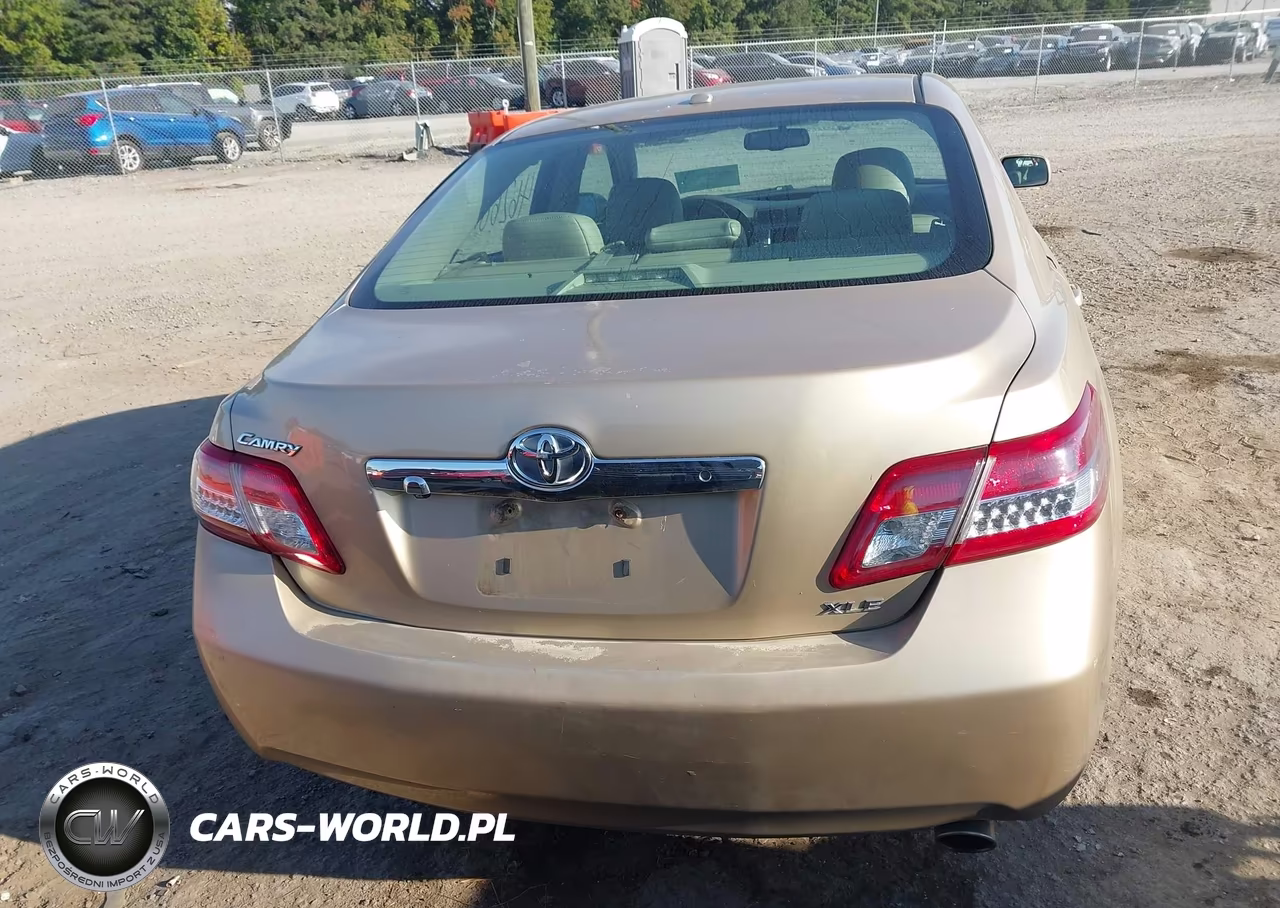 2011 Toyota Camry Xle VIN:4T1BF3EK0BU231877 - 16
