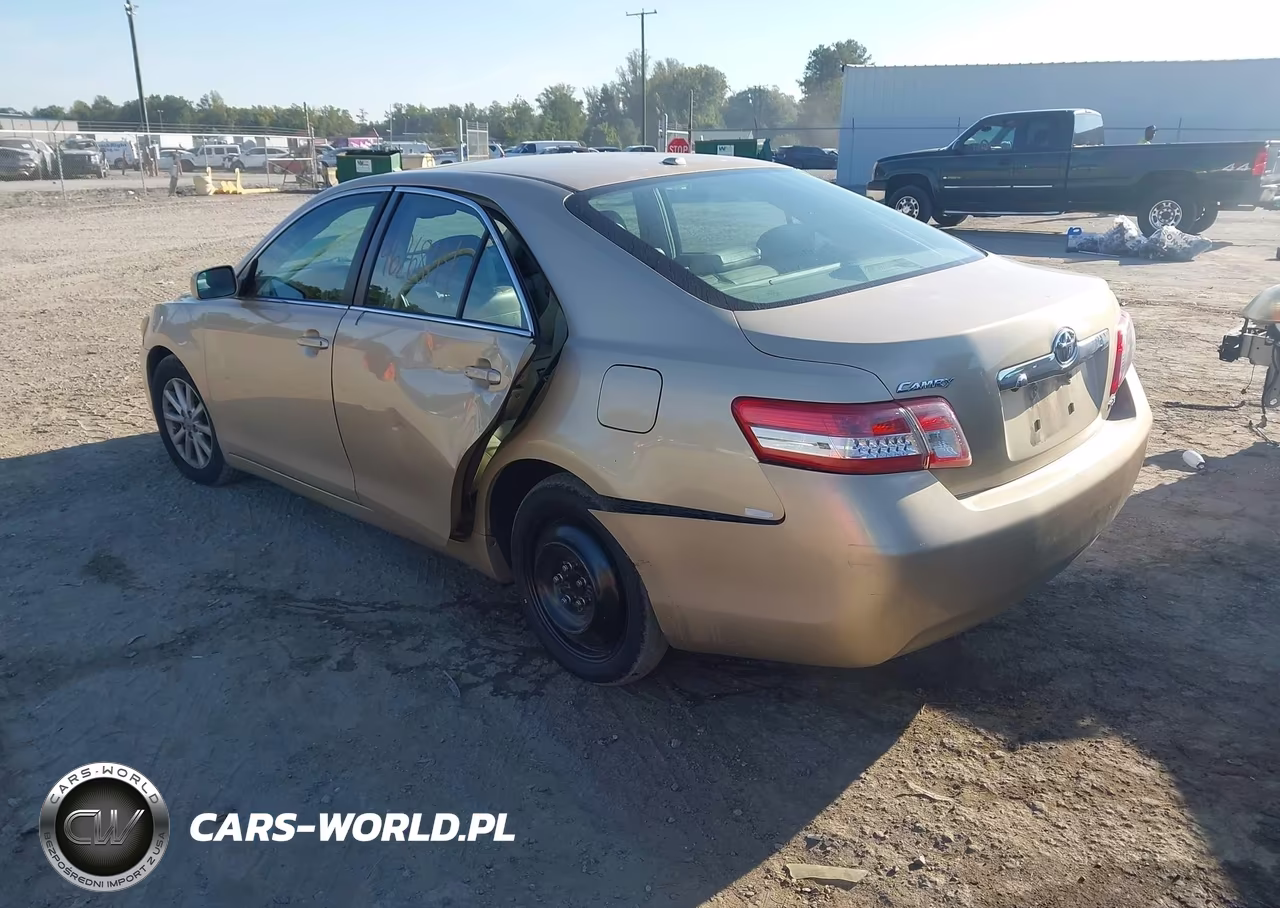 2011 Toyota Camry Xle VIN:4T1BF3EK0BU231877 - 3